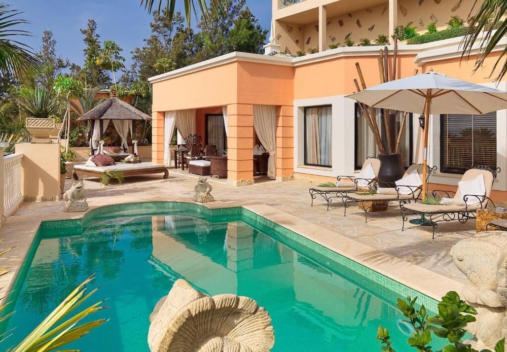 Royal Garden Villas & Spa — Swimming pool in Costa Adeje, Canary Islands