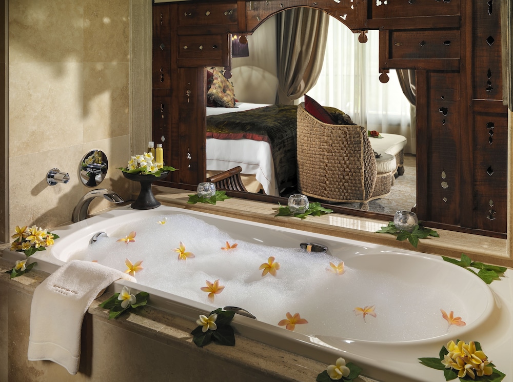 Royal Garden Villas & Spa — Hotel rooms in Costa Adeje, Canary Islands