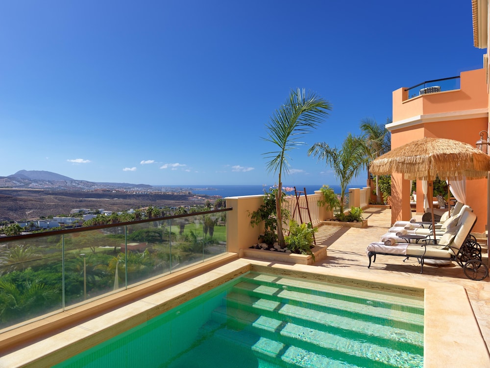 Royal Garden Villas & Spa — Swimming pool in Costa Adeje, Canary Islands