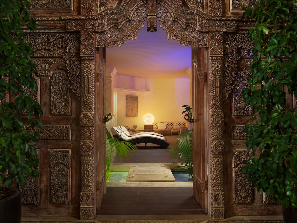 Royal Garden Villas & Spa — Hotel rooms in Costa Adeje, Canary Islands