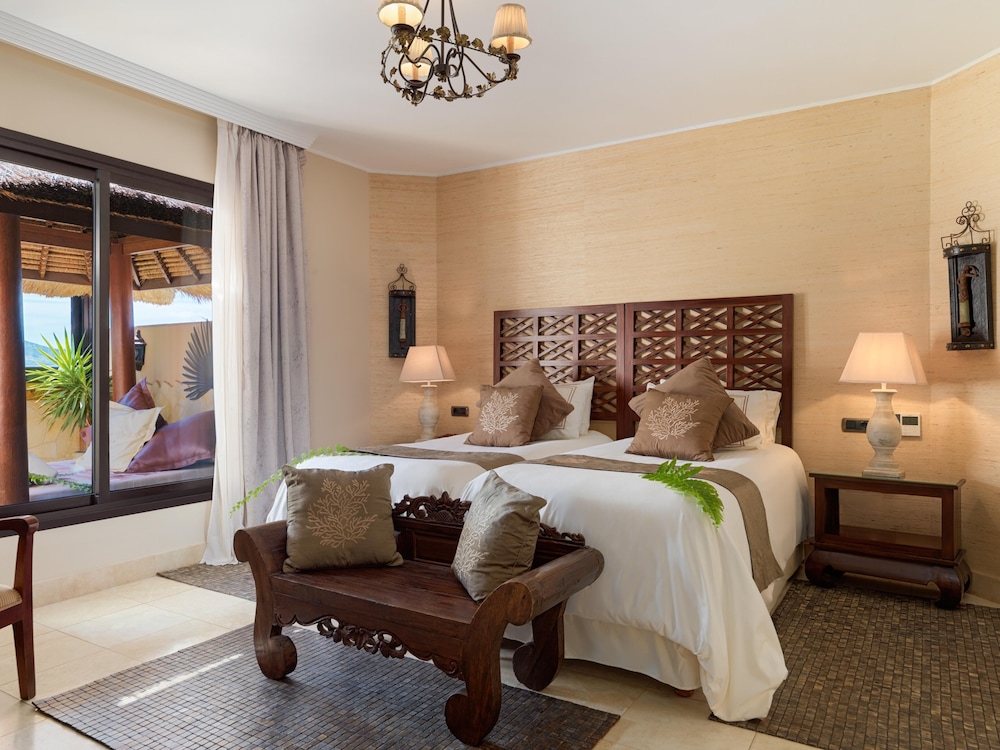 Royal Garden Villas & Spa — Hotel rooms in Costa Adeje, Canary Islands