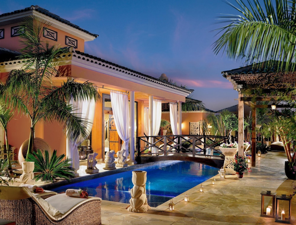 Royal Garden Villas & Spa — Swimming pool in Costa Adeje, Canary Islands