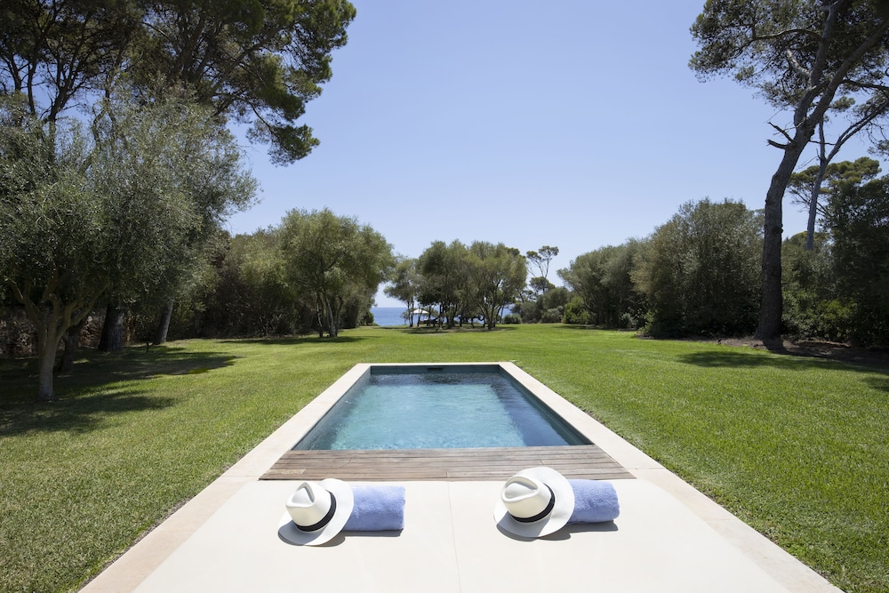 Can Simoneta Hotel - Adults Only — Swimming pool in Canyamel, Balearic Islands