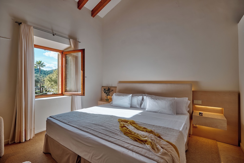 Can Simoneta Hotel - Adults Only — Hotel rooms in Canyamel, Balearic Islands