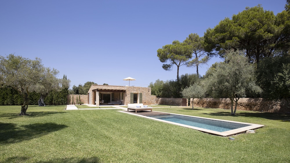 Can Simoneta Hotel - Adults Only — Swimming pool in Canyamel, Balearic Islands