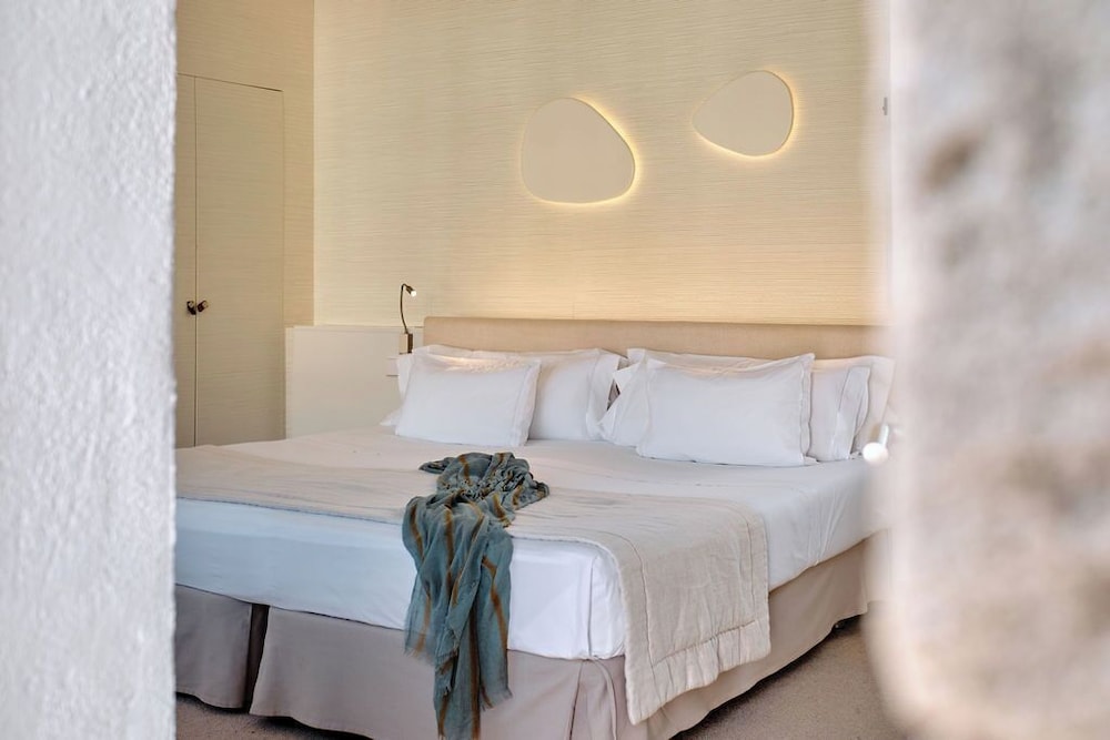 Can Simoneta Hotel - Adults Only — Hotel rooms in Canyamel, Balearic Islands