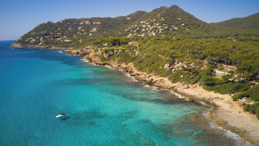 Can Simoneta Hotel - Adults Only — Beach in Canyamel, Balearic Islands