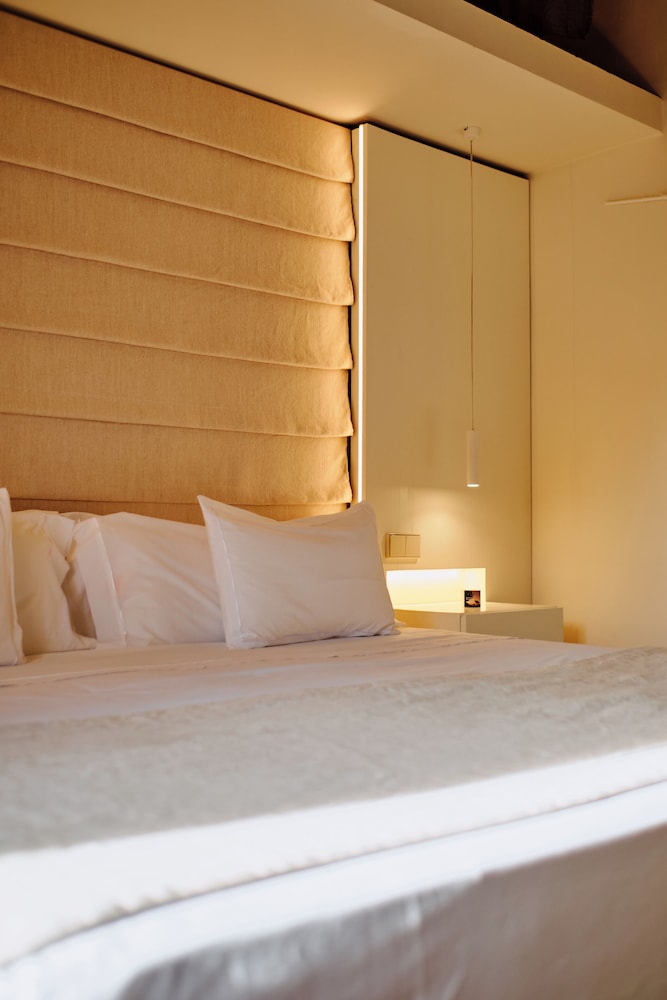 Can Simoneta Hotel - Adults Only — Hotel rooms in Canyamel, Balearic Islands