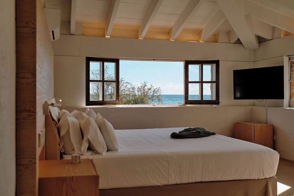 Can Simoneta Hotel - Adults Only — Hotel rooms in Canyamel, Balearic Islands