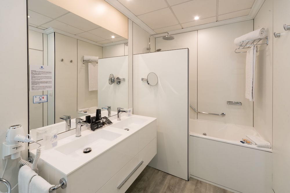 Sandos Papagayo Hotel — Hotel rooms in Playa Blanca, Canary Islands