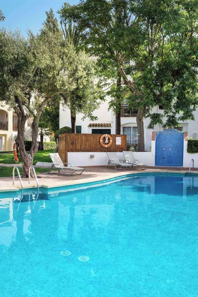 Sol Falcó Menorca — Swimming pool in Cala'n Bosch, Balearic Islands