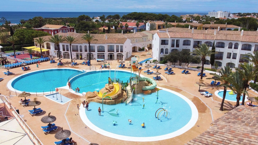 Sol Falcó Menorca — Attractions for children in Cala'n Bosch, Balearic Islands