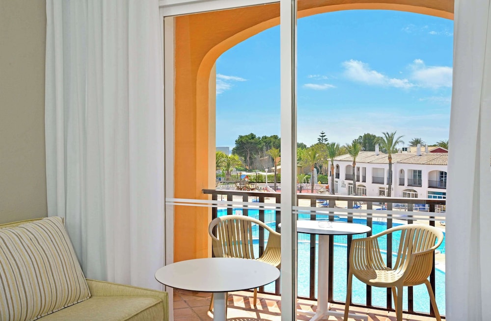 Sol Falcó Menorca — Hotel rooms in Cala'n Bosch, Balearic Islands