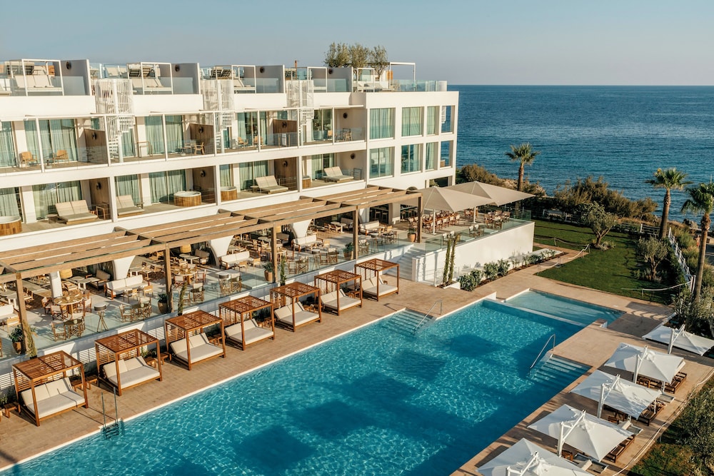 Villa Le Blanc, a Gran Meliá Hotel - The Leading Hotels of the World — Hotel building in Santo Tomas, Balearic Islands