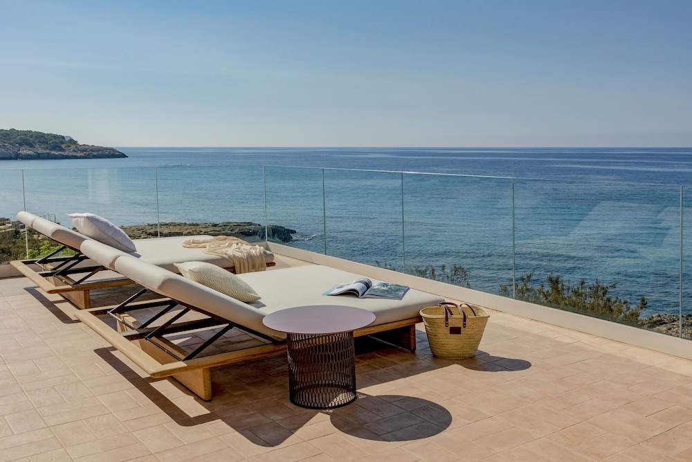 Villa Le Blanc, a Gran Meliá Hotel - The Leading Hotels of the World — Beach in Santo Tomas, Balearic Islands