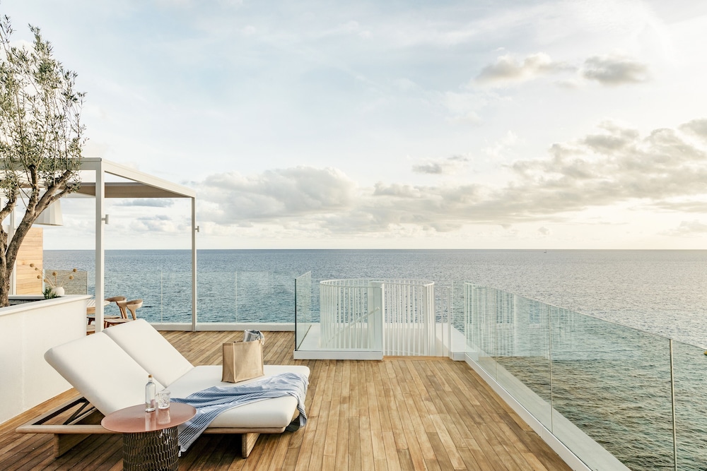 Villa Le Blanc, a Gran Meliá Hotel - The Leading Hotels of the World — Hotel rooms in Santo Tomas, Balearic Islands