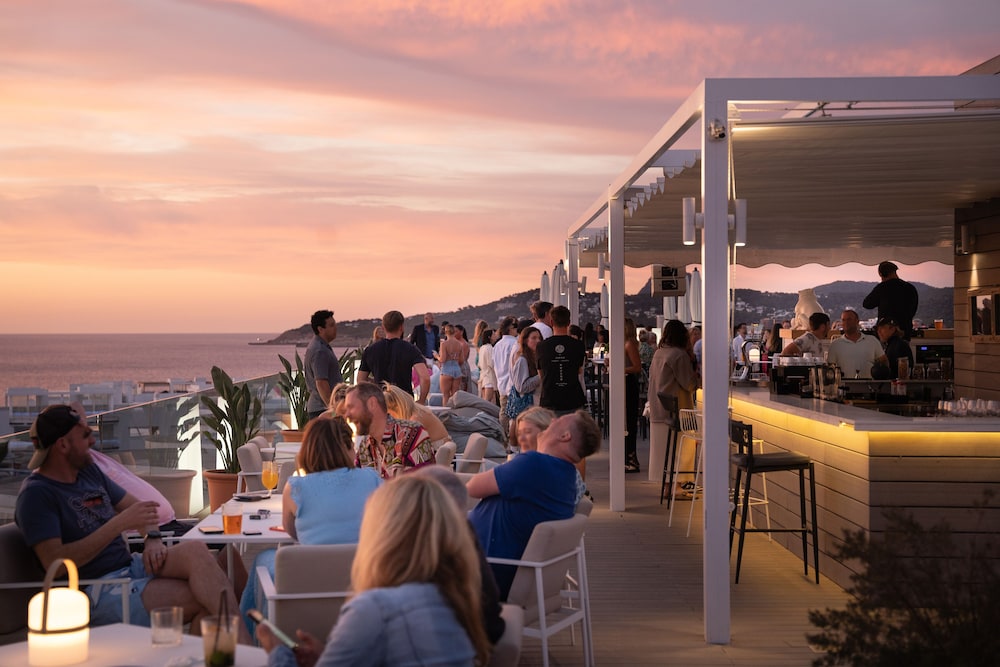INNSiDE by Meliá Ibiza Beach — Restaurant & bars in San Antonio, Balearic Islands