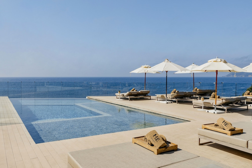 ME Ibiza — Swimming pool in Santa Eulalia, Balearic Islands