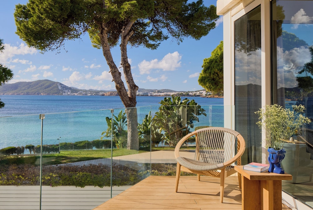 ME Ibiza — Hotel rooms in Santa Eulalia, Balearic Islands