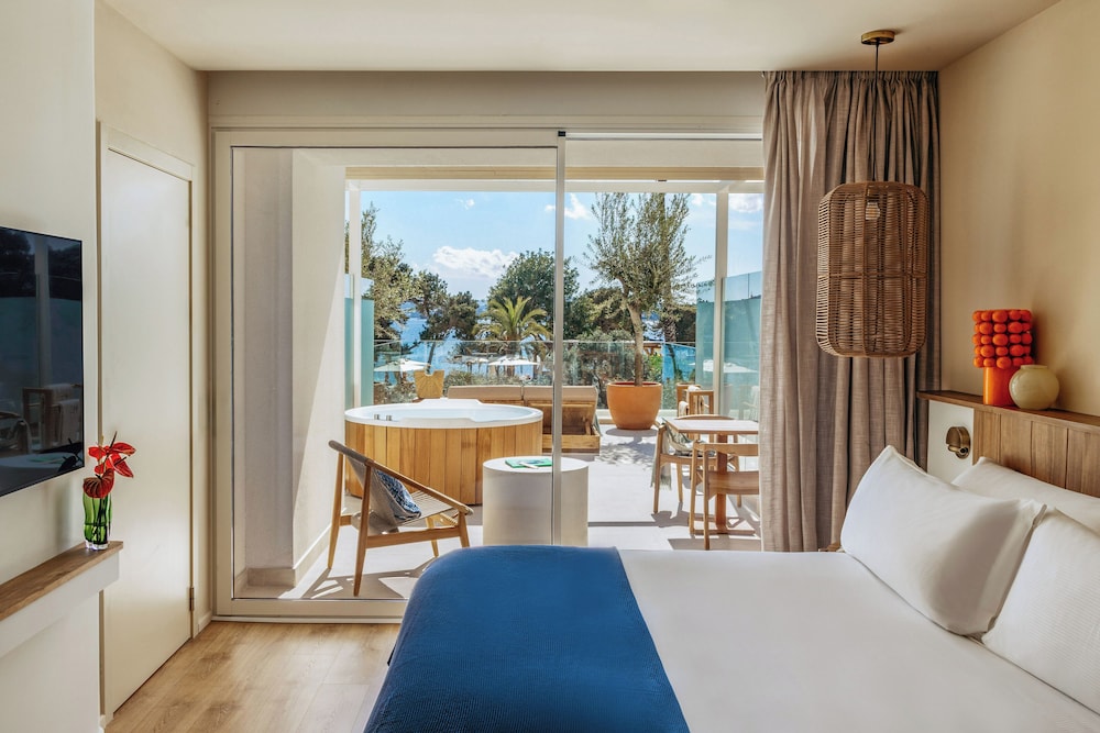 ME Ibiza — Hotel rooms in Santa Eulalia, Balearic Islands