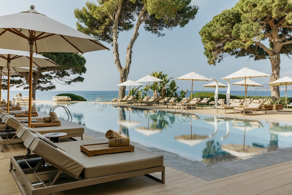 ME Ibiza — Swimming pool in Santa Eulalia, Balearic Islands