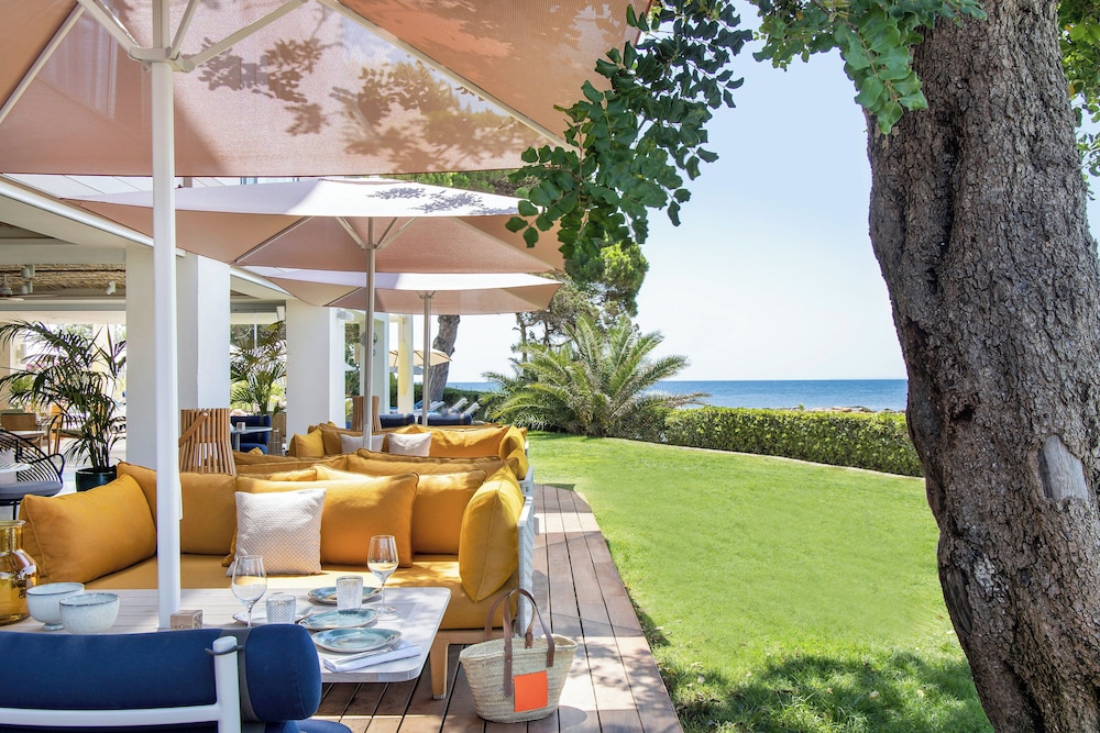 ME Ibiza — Restaurant & bars in Santa Eulalia, Balearic Islands
