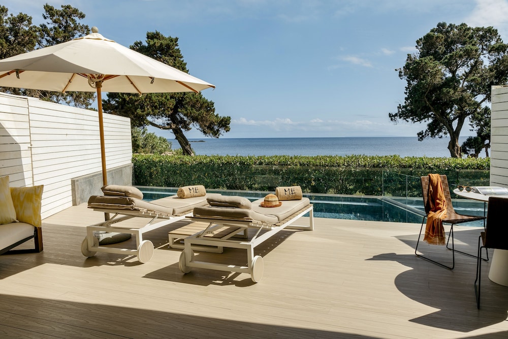 ME Ibiza — Swimming pool in Santa Eulalia, Balearic Islands