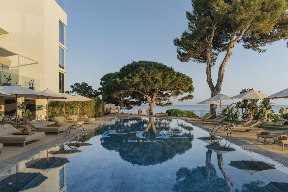 ME Ibiza — Swimming pool in Santa Eulalia, Balearic Islands