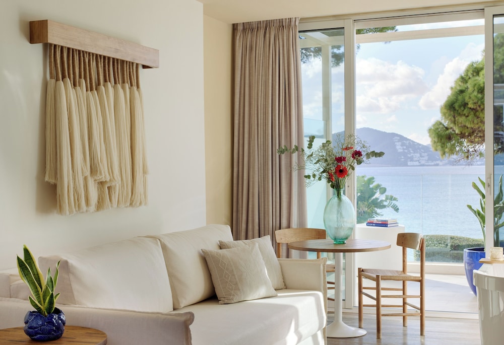 ME Ibiza — Hotel rooms in Santa Eulalia, Balearic Islands