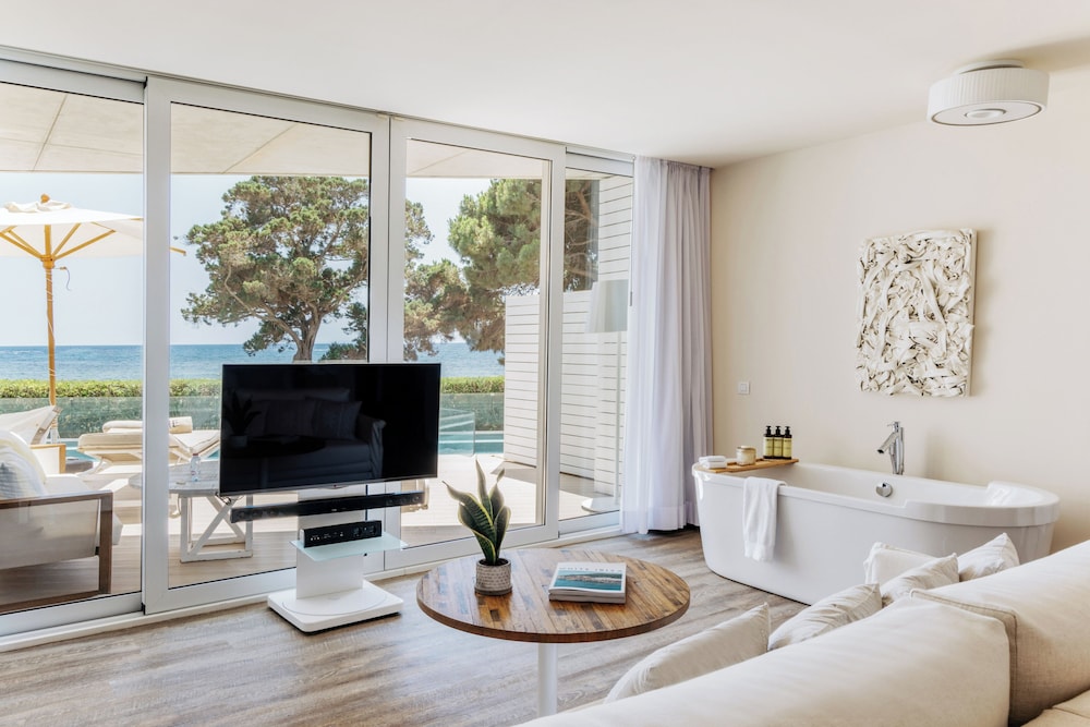 ME Ibiza — Hotel rooms in Santa Eulalia, Balearic Islands