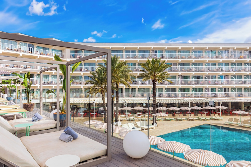 Sol House Mallorca - Adults only — Swimming pool in Magaluf, Balearic Islands