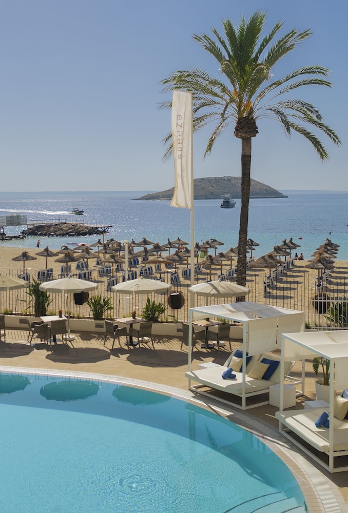 Sol House Mallorca - Adults only — Beach in Magaluf, Balearic Islands