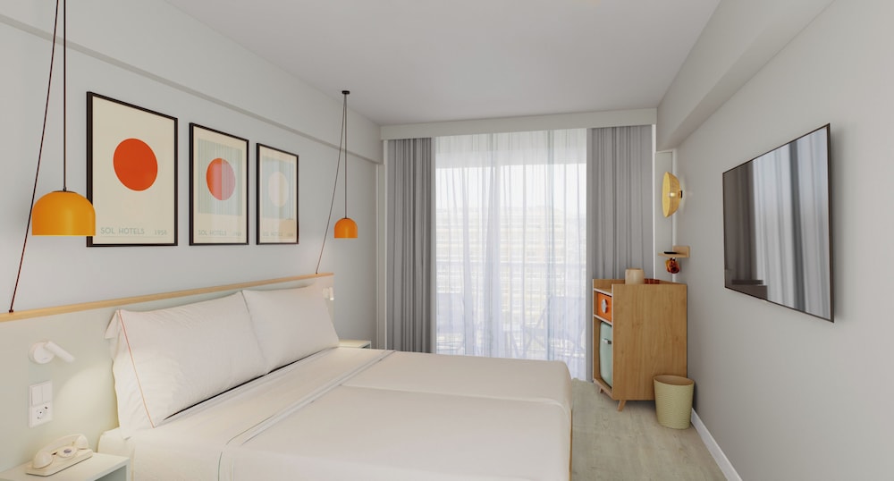 Sol House Mallorca - Adults only — Hotel rooms in Magaluf, Balearic Islands