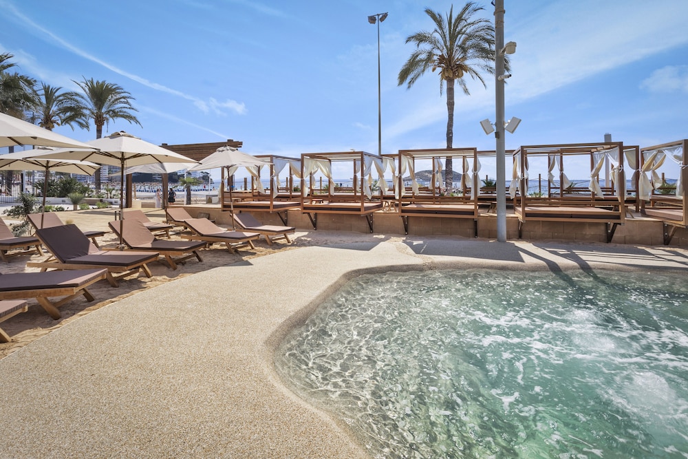 INNSiDE by Meliá Wave Calviá — Beach in Magaluf, Balearic Islands