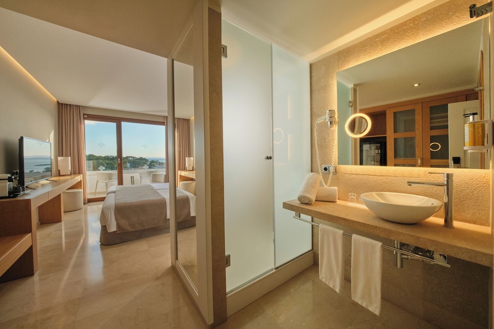 Hotel Son Caliu Spa Oasis — Hotel rooms in Palma Nova, Balearic Islands