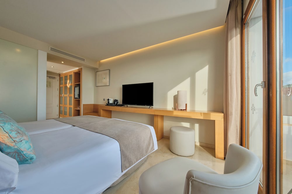Hotel Son Caliu Spa Oasis — Hotel rooms in Palma Nova, Balearic Islands