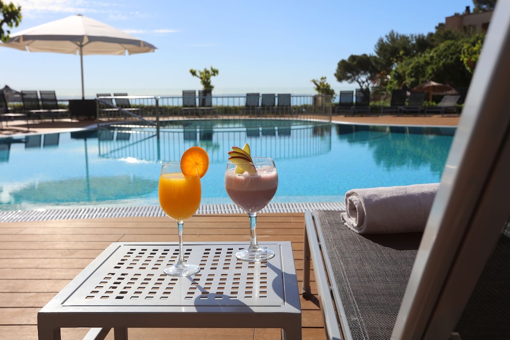 Hotel Son Caliu Spa Oasis — Swimming pool in Palma Nova, Balearic Islands