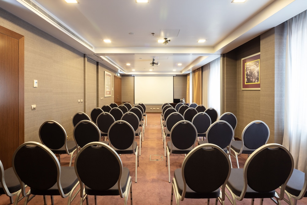 Neya Lisboa Hotel — Hotel building in Lisbon, Lisboa