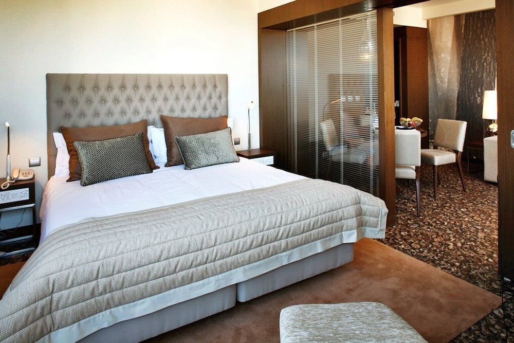 Neya Lisboa Hotel — Hotel rooms in Lisbon, Lisboa
