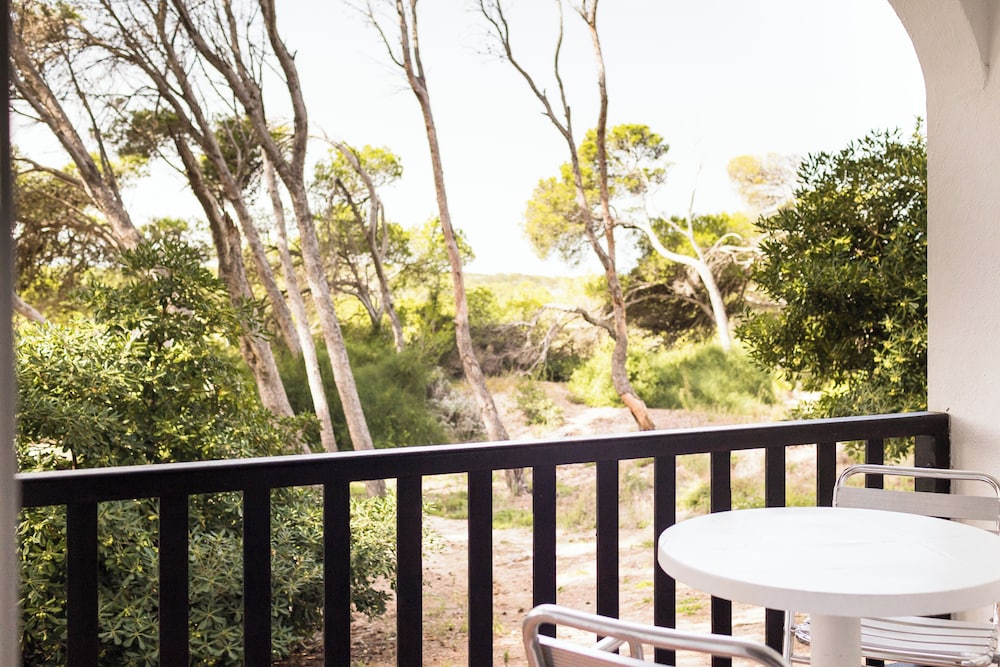 Aparthotel Sol Parc — Hotel rooms in Son Parc, Balearic Islands