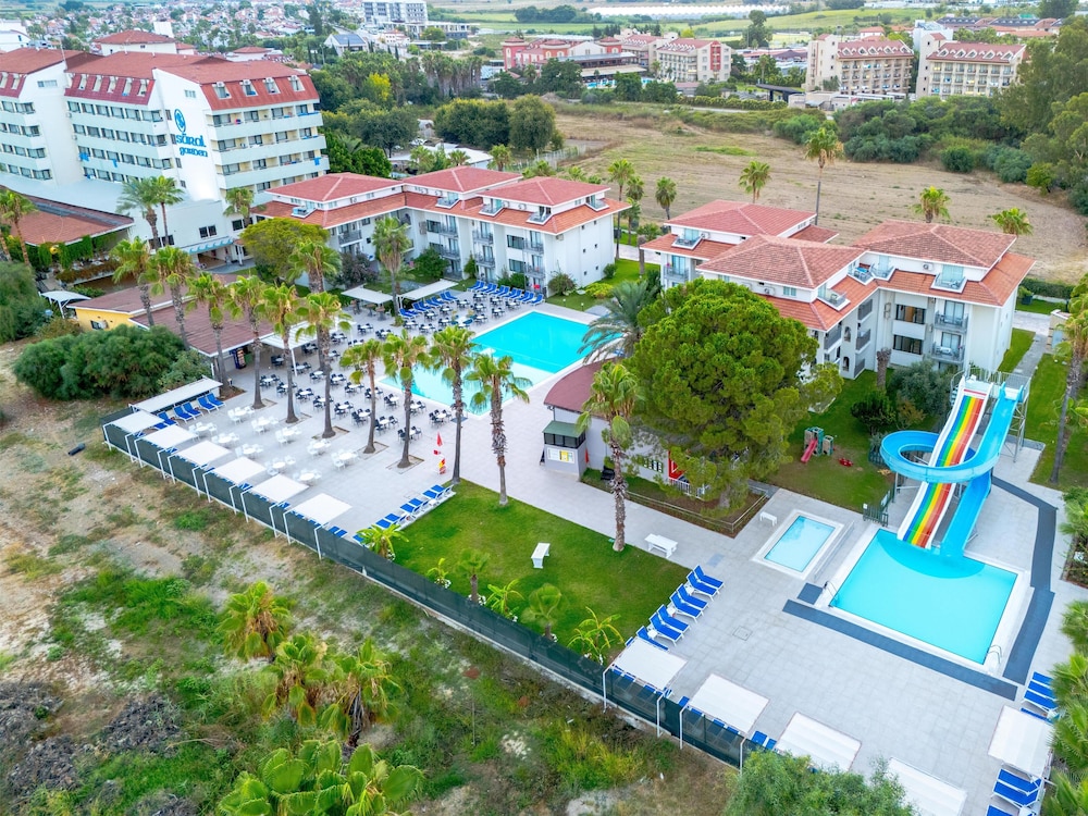 Süral Garden — Swimming pool in Side