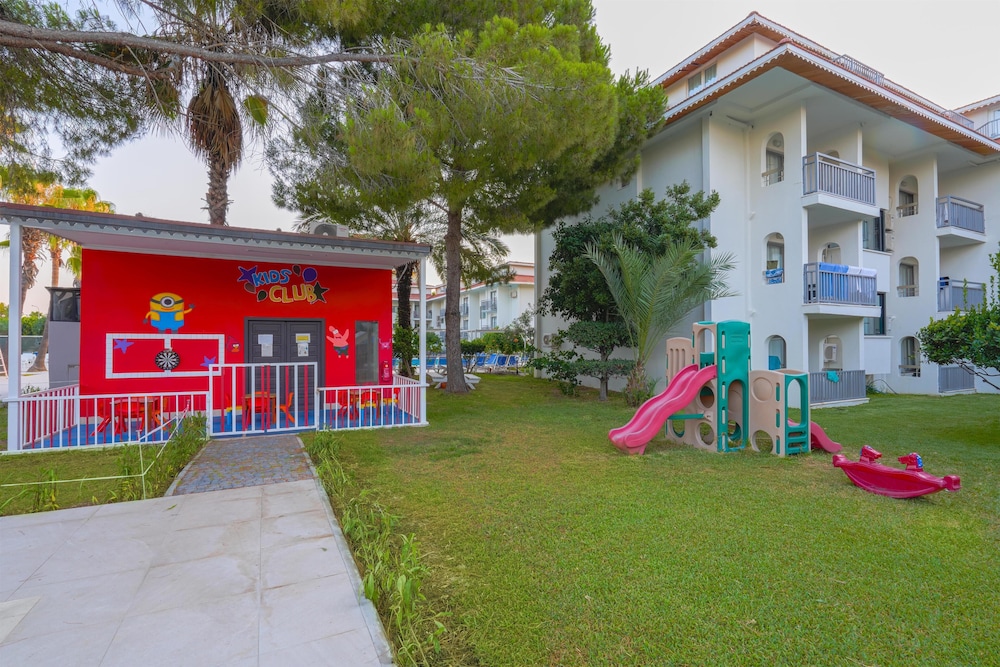 Süral Garden — Attractions for children in Side