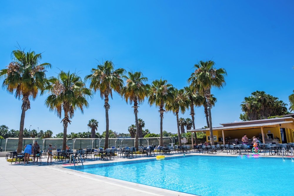 Süral Garden — Swimming pool in Side