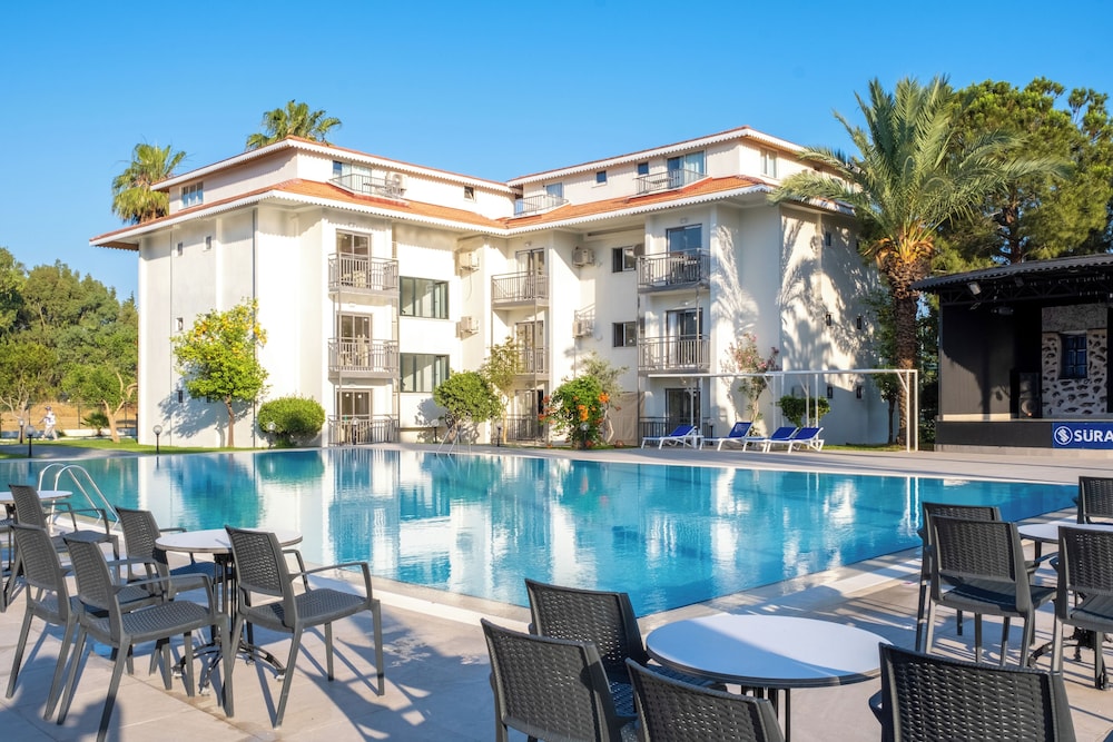 Süral Garden — Hotel building in Side