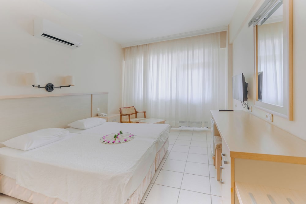 Süral Garden — Hotel rooms in Side