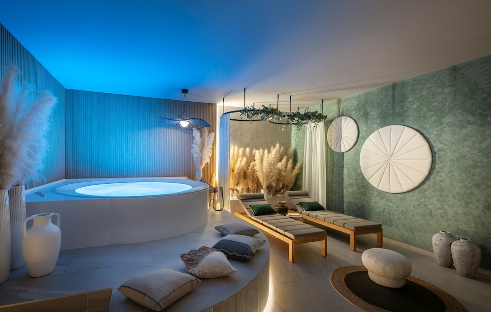Valamar Padova Hotel — Spa in Rab, Primorje-Gorski Kotar
