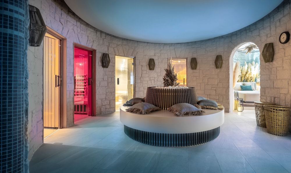 Valamar Padova Hotel — Spa in Rab, Primorje-Gorski Kotar