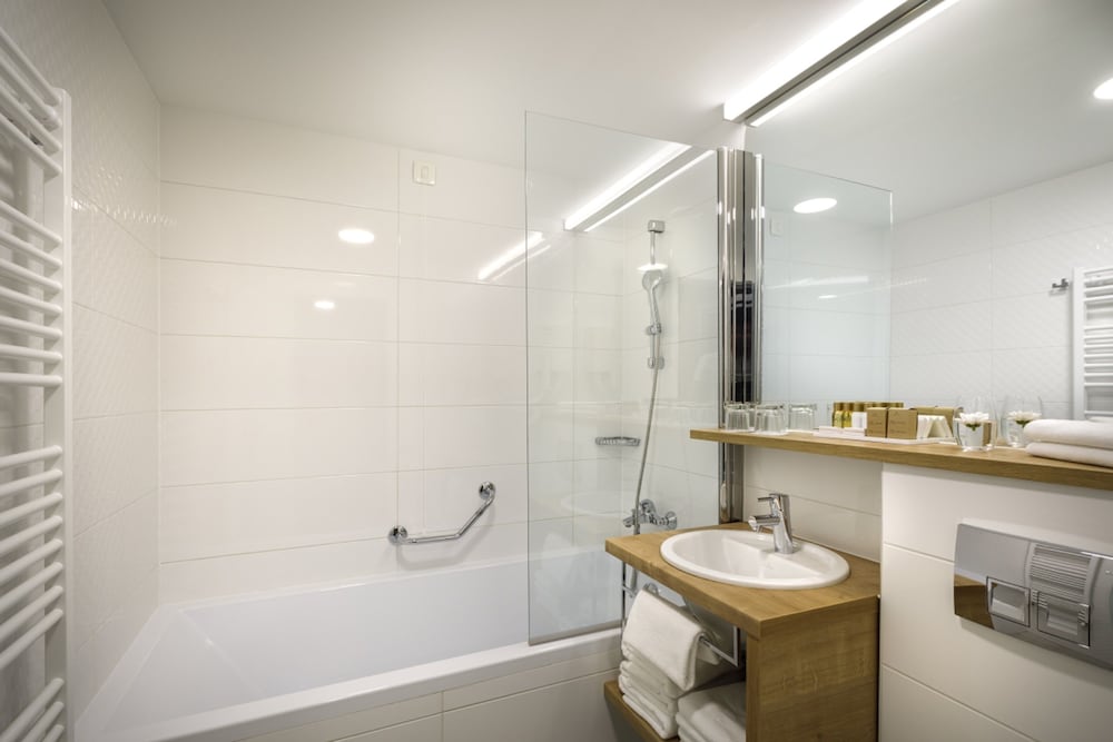 Valamar Padova Hotel — Hotel rooms in Rab, Primorje-Gorski Kotar