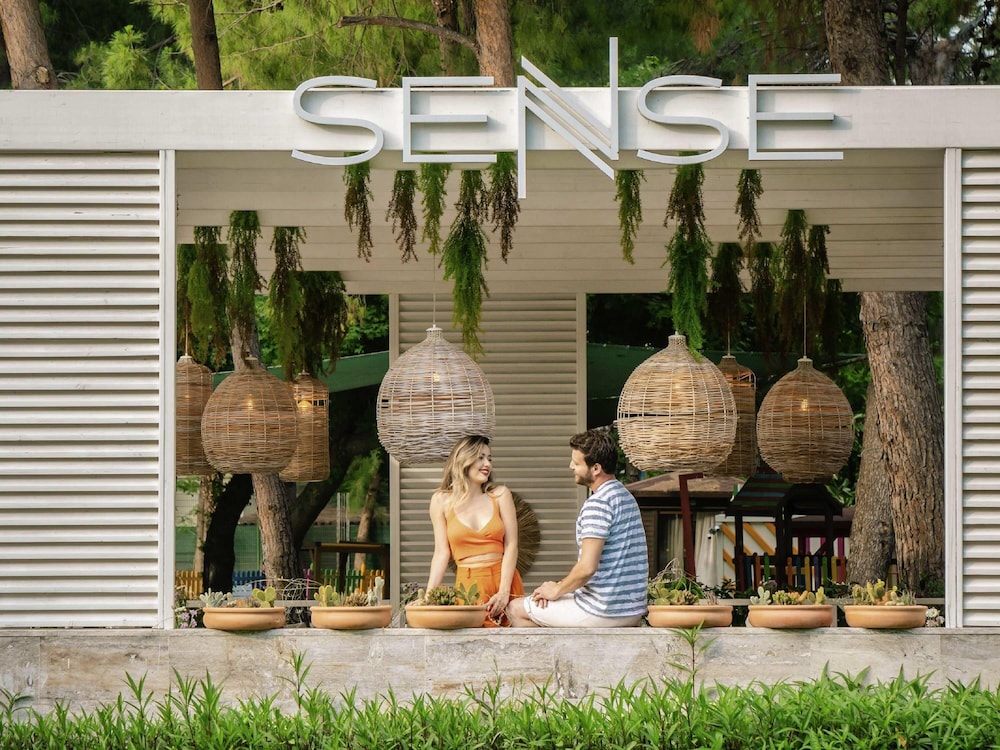 Rixos Downtown Antalya All Inclusive - The Land of Legends Access — Restaurant & bars in Antalya