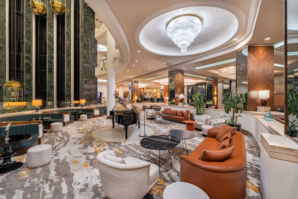 Rixos Downtown Antalya All Inclusive - The Land of Legends Access — Restaurant & bars in Antalya